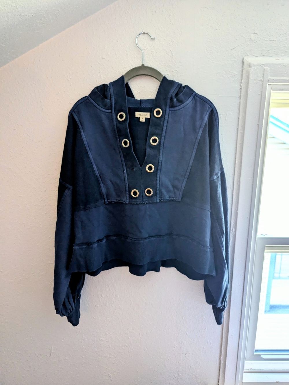 Missing Grommet | Pilcro Cotton Grommet Hooded Sweatshirt | XS